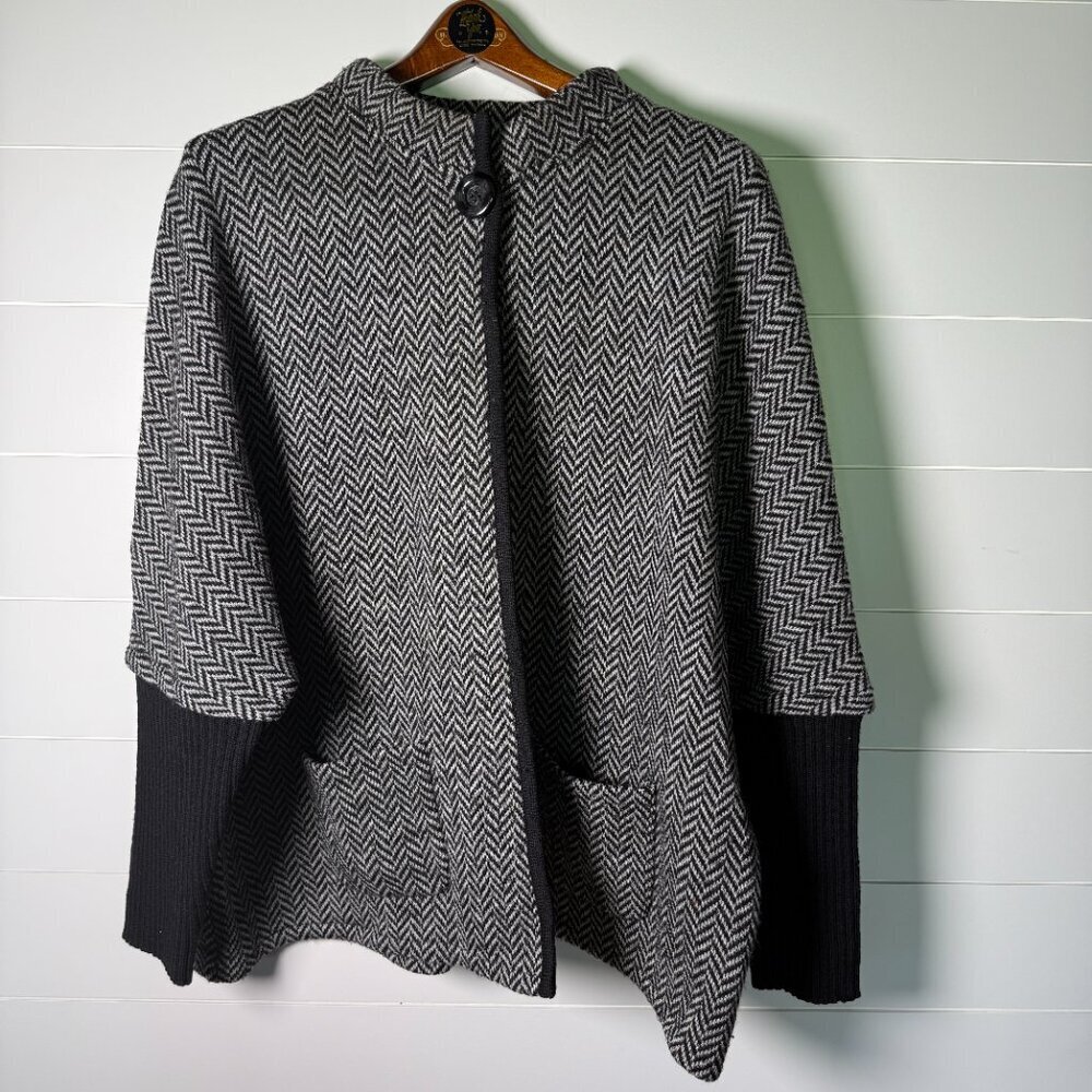 NorthStyle Cardigan 100% Wool, Size 1X, Black and Gray Herringbone